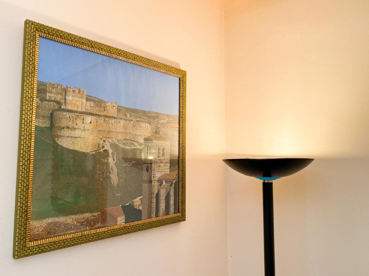 Vivienda Turistica Los Leones Berlanga de Duero Esterno foto