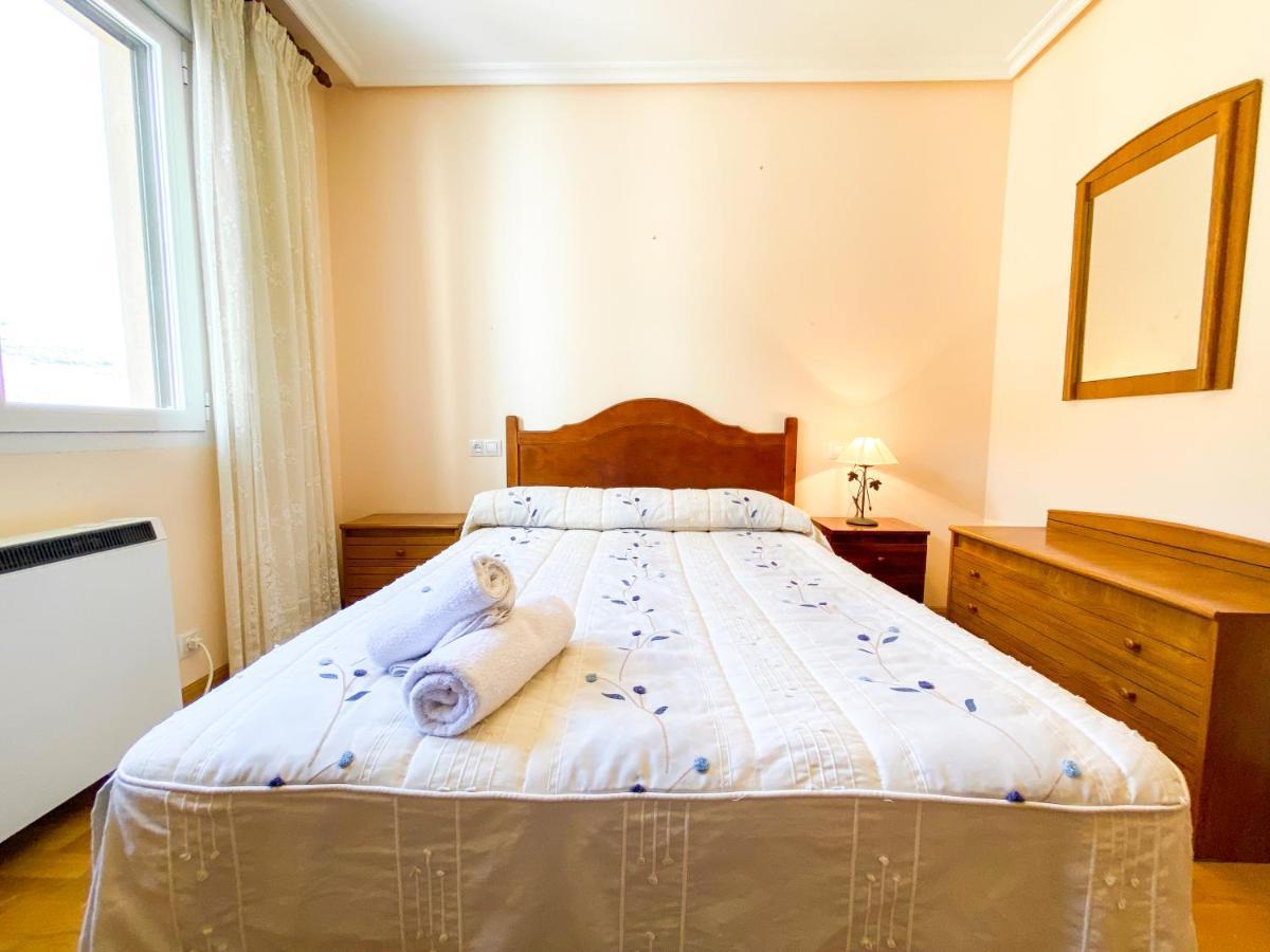 Vivienda Turistica Los Leones Berlanga de Duero Esterno foto
