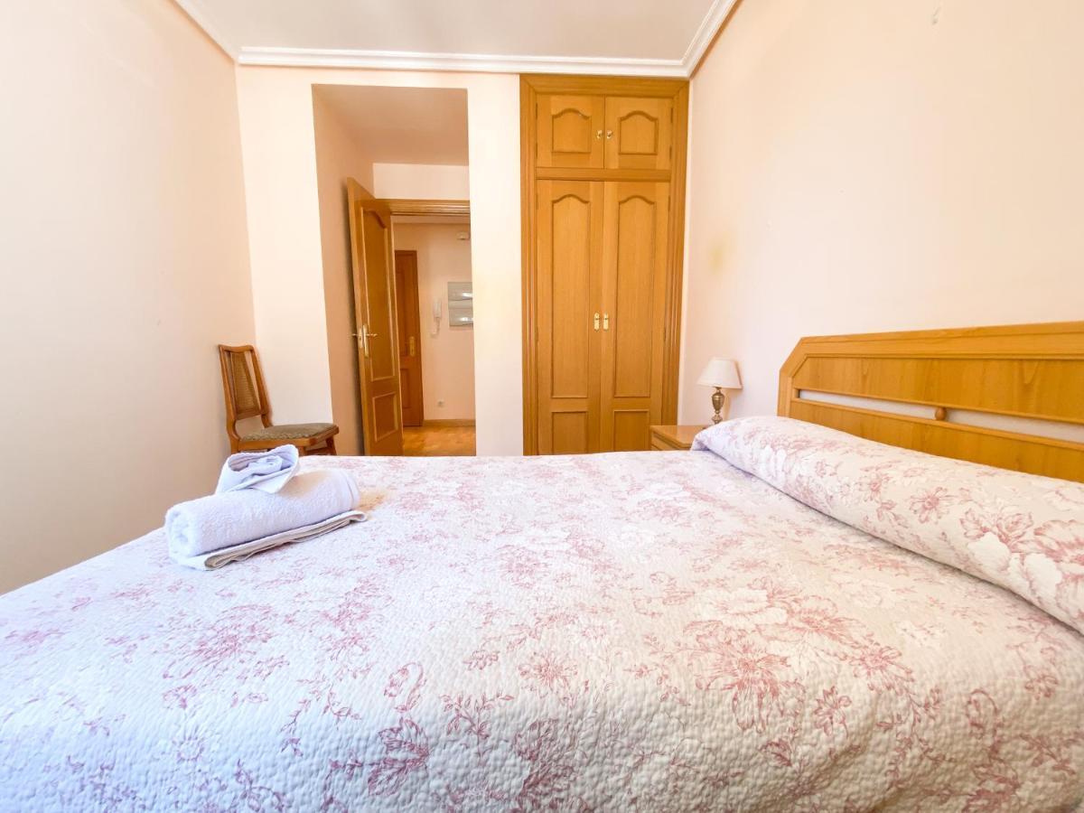 Vivienda Turistica Los Leones Berlanga de Duero Esterno foto