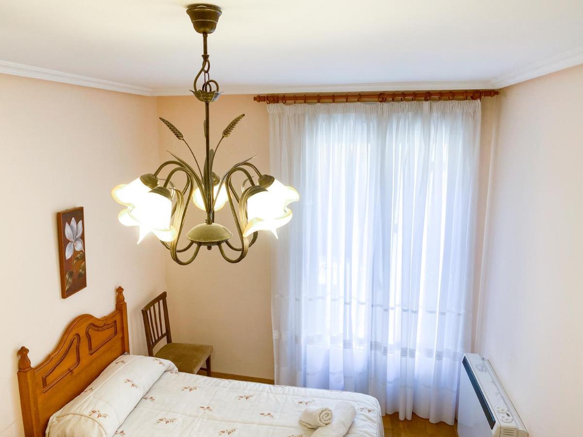 Vivienda Turistica Los Leones Berlanga de Duero Esterno foto