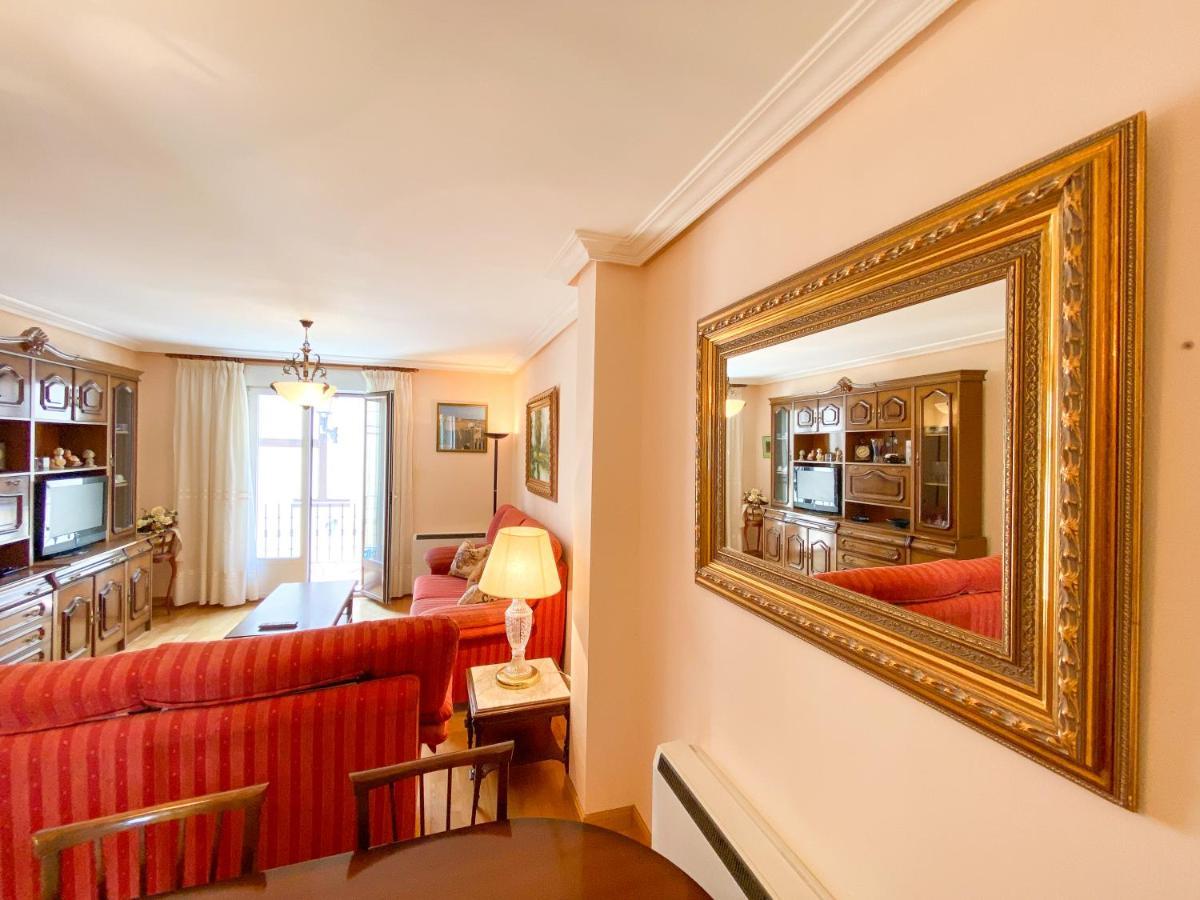 Vivienda Turistica Los Leones Berlanga de Duero Esterno foto